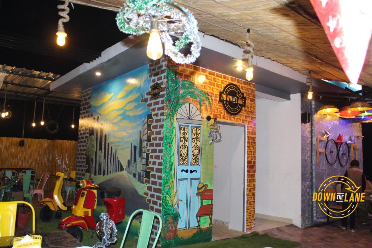 Krishna Residency - A Boutique Hotel Bareilly Exteriör bild